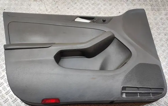Volkswagen Jetta VI Front door card panel trim 5C7867011A 1008512X T0501882