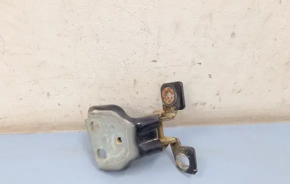 Jeep Grand Cherokee (WJ) Rear door lower hinge 55135575AC