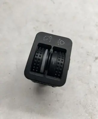 Volkswagen Sharan Headlight level height control switch 7M3941333