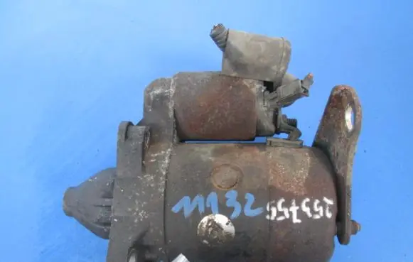 Mazda 323 Starter motor