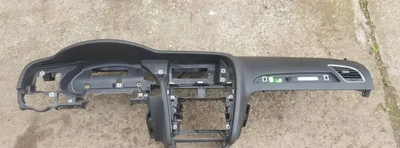 Audi A4 S4 B8 8K Dashboard 8K1857041 8K1857003