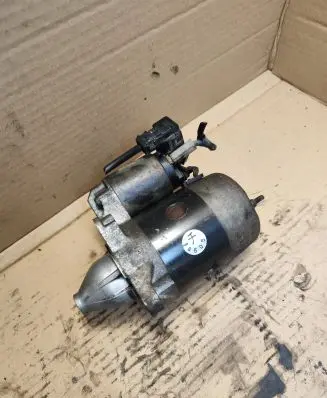 Mazda 323 F Starter motor M3T38882