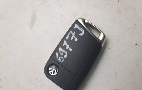 Steering wheel lock