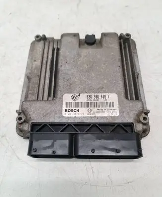 Volkswagen Touran I Engine control unit/module 03G906016A 1039S02834 0281010731