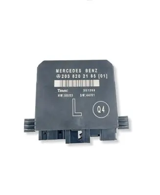 Mercedes-Benz C W203 Door control unit/module 2038202185
