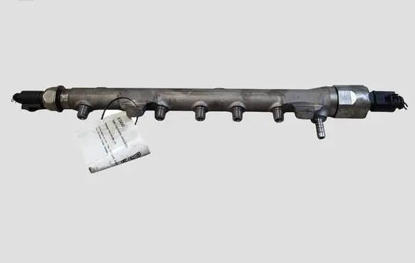 Volkswagen Polo V 6R Fuel main line pipe R03L125A 03L906051