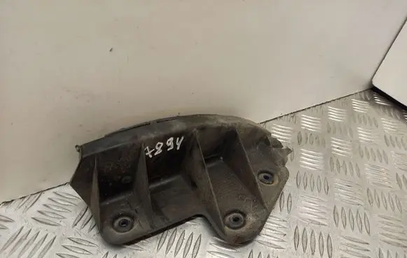Audi A3 S3 8P Rear bumper mounting bracket 8P3807394