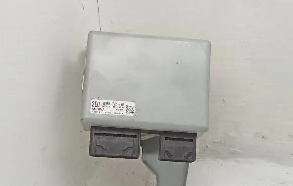 Honda Civic IX Power steering control unit/module 39980TV2E0 120411 HTV2X4012M