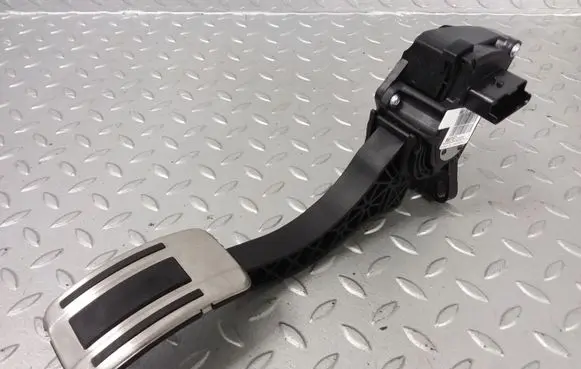 Citroen C5 Aircross Accelerator throttle pedal 9836042080 9675831080 028075500G