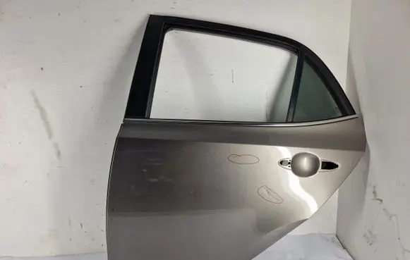 KIA Picanto Rear door