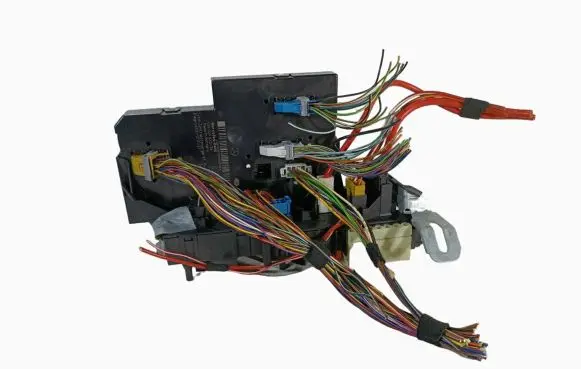 Mercedes-Benz E W212 Fuse box set A2129000204