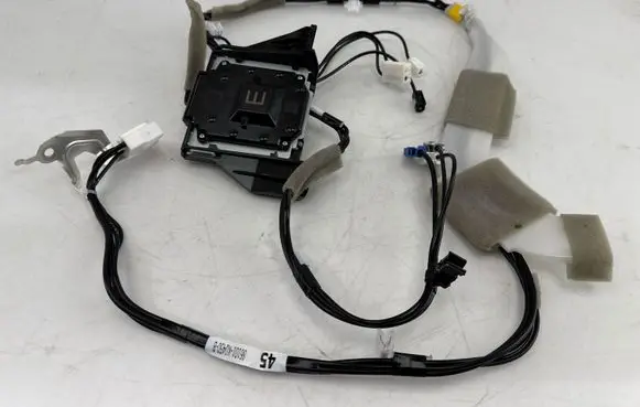 Toyota Yaris Cross Sound system wiring loom 86101K0450B