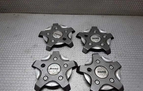 Renault Scenic I Non-original wheel cap 