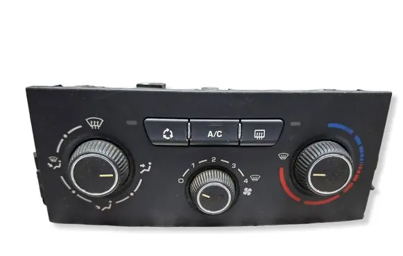 Peugeot 207 Climate control unit S26279358 N108225D
