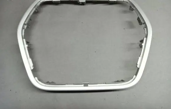 Suzuki SX4 S-Cross Radio/GPS head unit trim 7382561M0