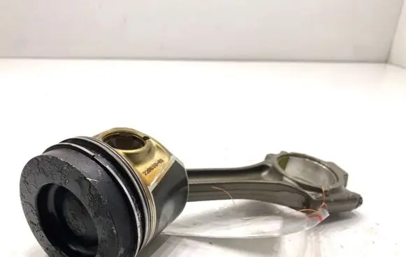 Skoda Octavia Mk3 (5E) Piston with connecting rod 03LA
