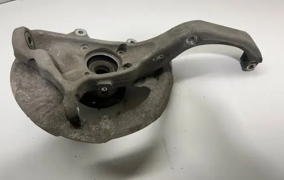BMW X5 E70 Front wheel hub