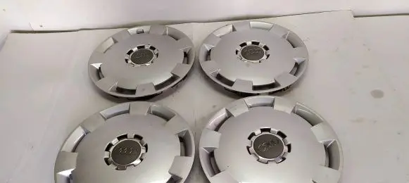 Audi A3 S3 8P R16 wheel hub/cap/trim 8P0601147A