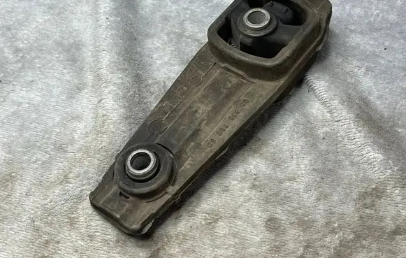 Alfa Romeo 147 Rear glass lock/latch 9681675280