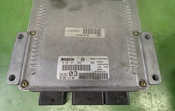 Citroen C5 Engine control unit/module ECU