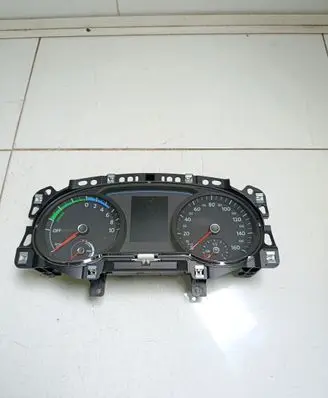 Volkswagen e-Golf Speedometer (instrument cluster) 5GE920755B 5GE160304 VDD0242404