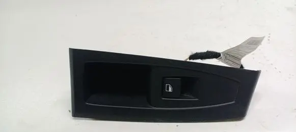 BMW 2 F46 Electric window control switch 9208107