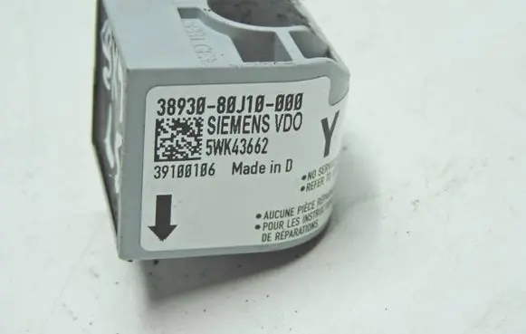 Suzuki SX4 Airbag deployment crash/impact sensor 38930-80J10 39100106 5WK43662