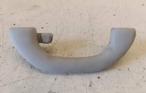Volkswagen PASSAT B6 Rear interior roof grab handle 1K0857607J