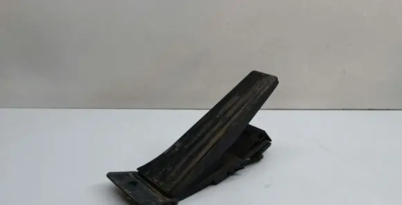 BMW 3 E90 E91 Accelerator throttle pedal 6789999