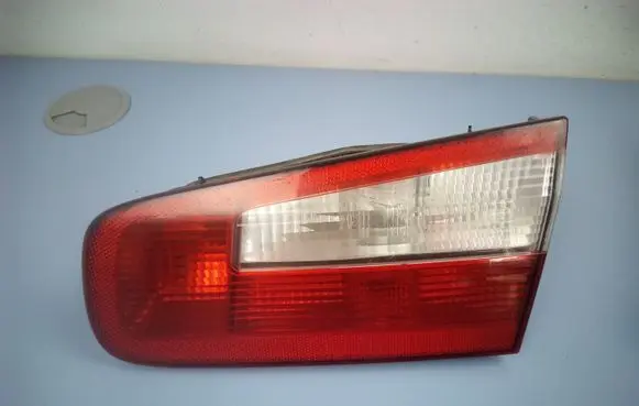 Renault Laguna II Tailgate rear/tail lights 8200002476