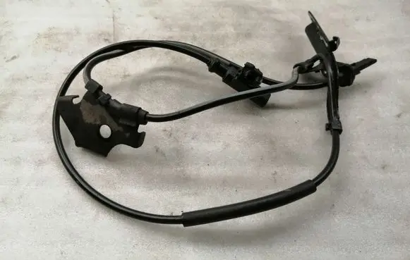 Toyota Auris 150 ABS brake wheel speed sensor 8954302061