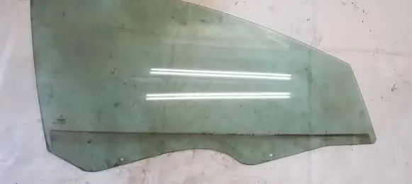 Citroen C5 Front door window glass four-door