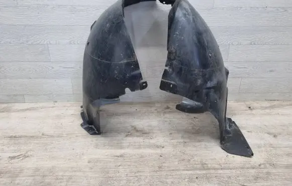 Volkswagen Multivan T6 Front wheel arch liner splash guards 7E0809957E