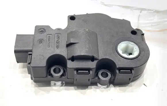 BMW X4 G02 Air flap motor/actuator EFB492
