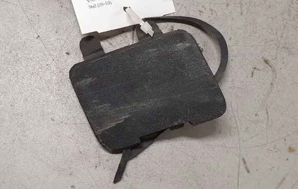 Volvo S60 Rear bumper row hook cap/cover 08693743