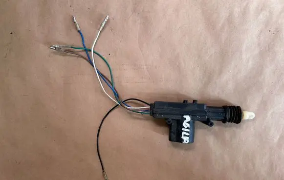 Opel Agila A Central locking motor 