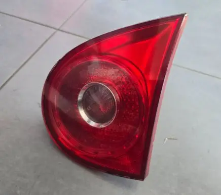 Volkswagen Golf V Tailgate rear/tail lights 1K6945094F 028500202C