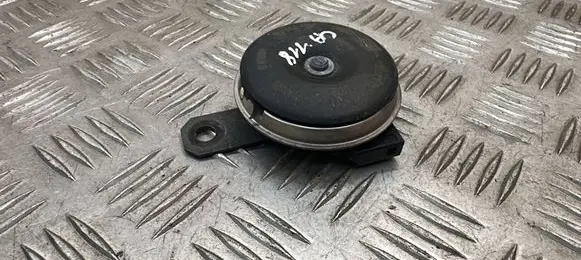 Toyota RAV 4 (XA40) Horn signal 8651020280