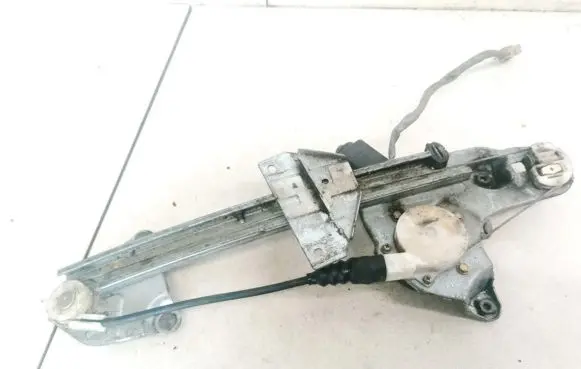 Front door window regulator with motor