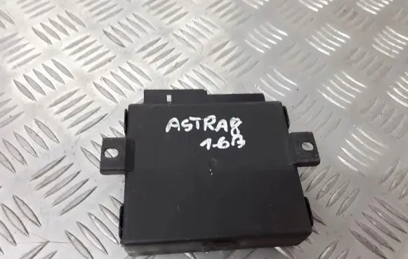 Opel Astra G Central body control module 24437076