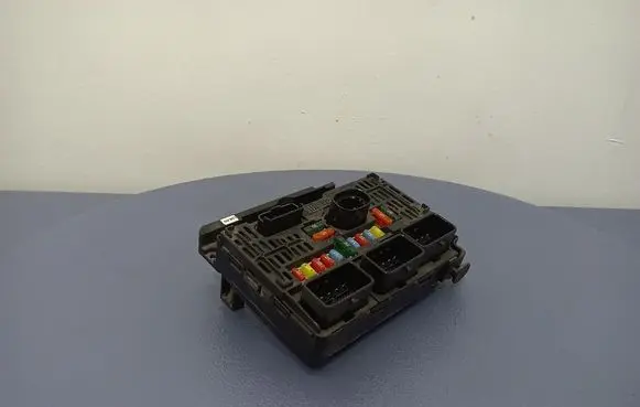 Citroen C5 Fuse box set 9658539480