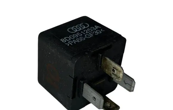 Audi A4 S4 B7 8E 8H Other relay 8D0951253A