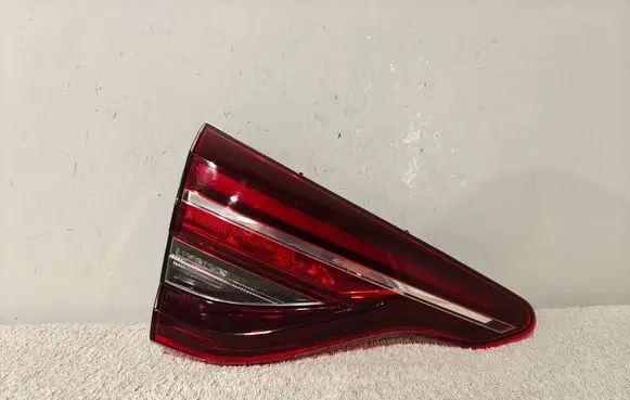 Renault Clio V Tailgate rear/tail lights 265557776R 17835F