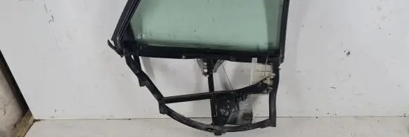 Audi A4 S4 B5 8D Rear door manual window regulator 839753