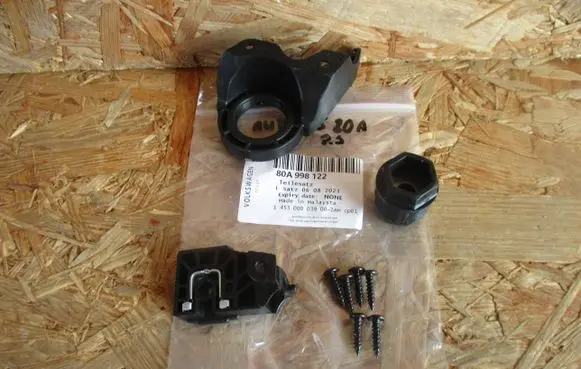 Audi Q5 SQ5 Headlight/headlamp mounting bracket 80A998122