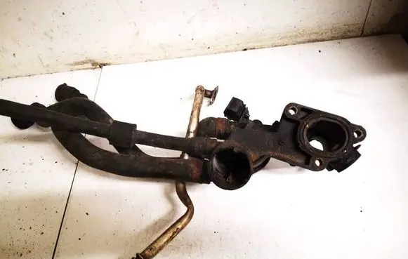 Volkswagen Golf IV Engine coolant pipe/hose 1j0122073aj