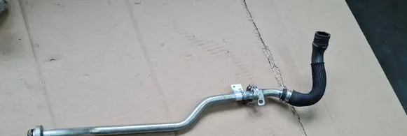 Maserati Quattroporte Oil cooling pipe 