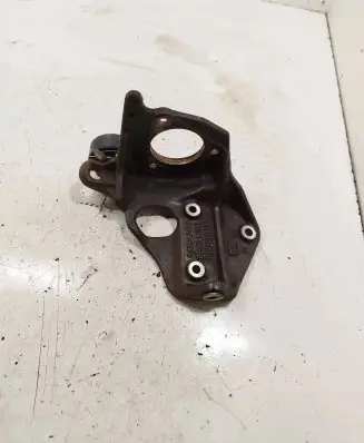Volkswagen Transporter - Caravelle T4 Fuel pump bracket 074130147c