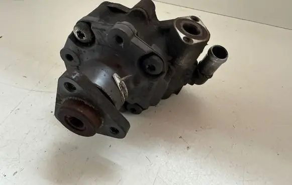Audi A6 S6 C6 4F Power steering pump 4F0145156C