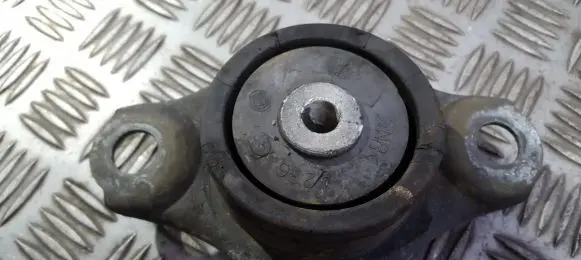 Fiat Panda II Engine mount bracket
